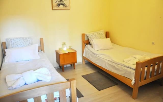 Nukiss Hostel - photo 2