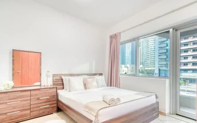 KOHH - 2BR in Marina Diamond 6 - photo 3