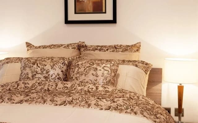 Premier Tower Bridge Apartment - photo 5