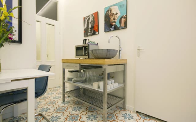 Haarlemmerstraat Apartments - photo 2