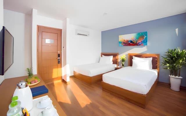 Sunset Sea Hotel - photo 4