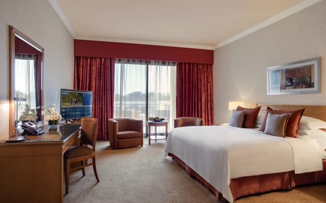 Al Ain Rotana Hotel - photo 3