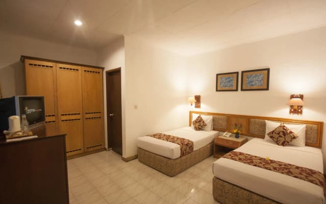Seminyak Paradiso Hotel - photo 4