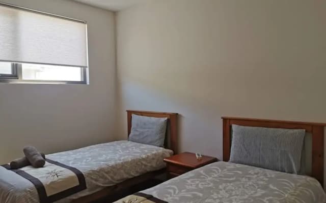 Serviced Waterfront Whole Villa Sydney - photo 2