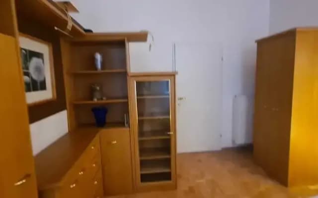 Elegant 2BR Prime Central Location - photo 4