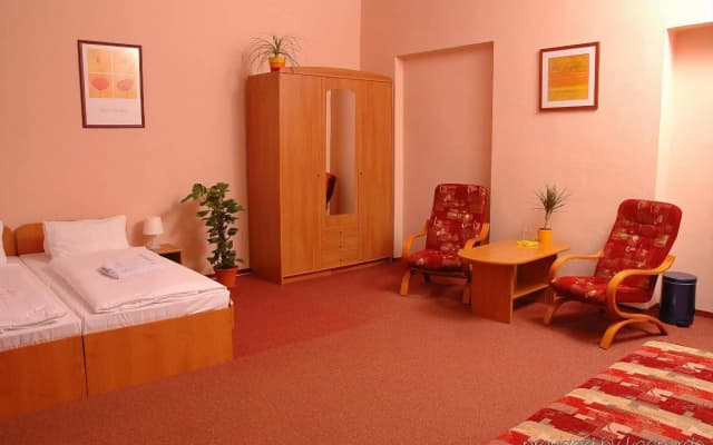 Hotel City Bell - photo 4