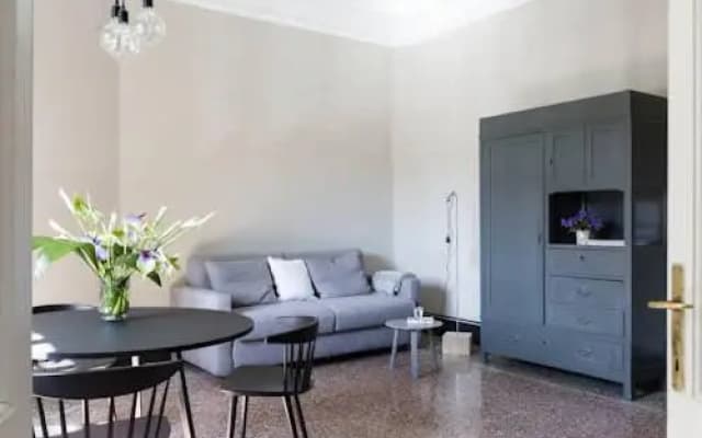 Garibaldi Suites Apartment - photo 3