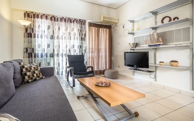 Centrally located apartment - Acropolis - photo 2