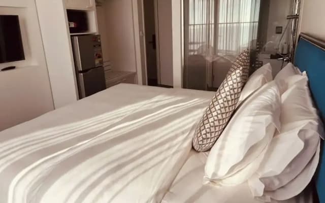 Azure Premium Apartments - photo 3