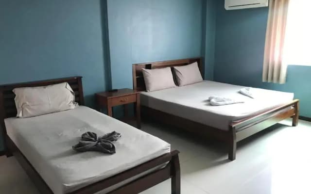 U-ra Guesthouse - photo 3