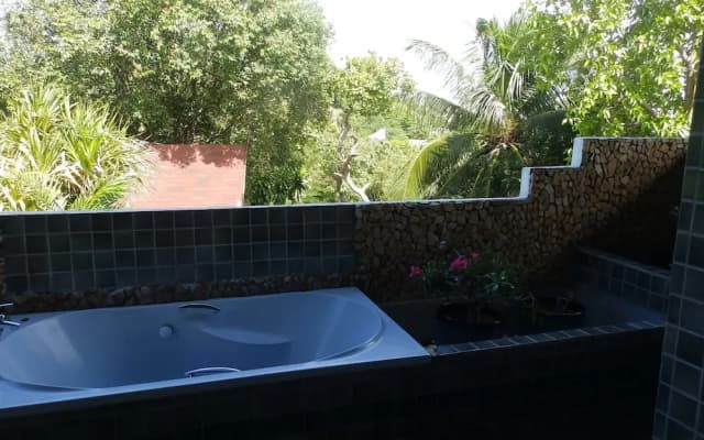 3 Bedroom Sea View Villa Leelavadee - photo 2
