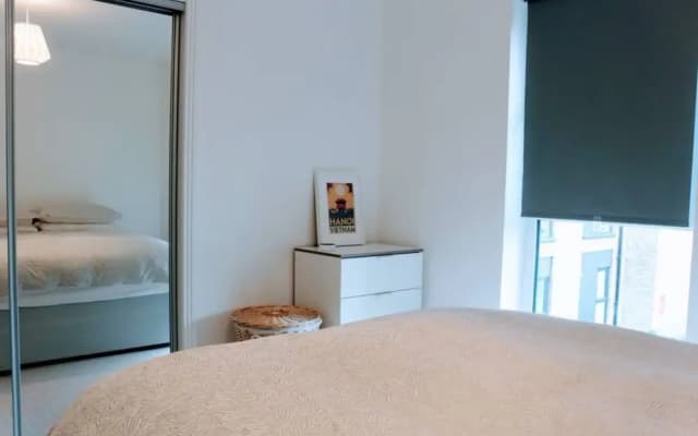 1 Bedroom Apartment With Free Parking Sleeps 2 in City Centre - photo 5