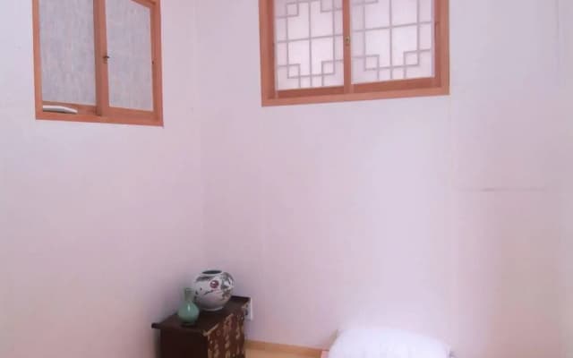 Moon Hanok Guesthouse - photo 4