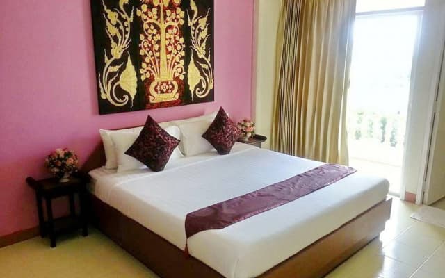 The Sun Resort & Spa - photo 4