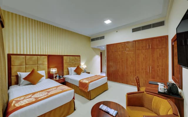 OYO 101 Click Hotel - photo 4