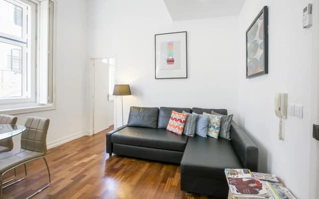 LV Premier Chiado CH6 AC, elevator, central, new - photo 2