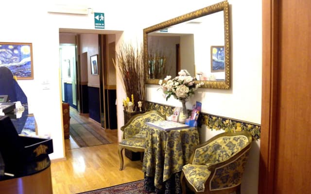 Hotel Margaret - photo 2