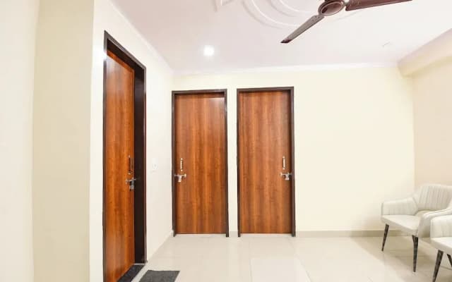 Fabhotel The King Residency - photo 3