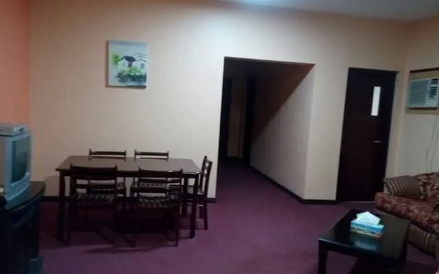 Aston Hotel Suites - photo 4
