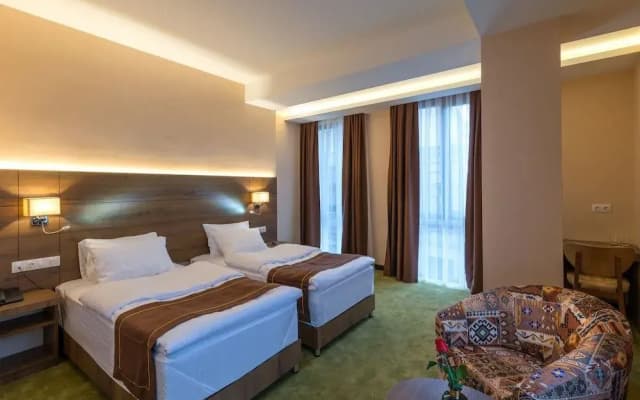 Veranova Hotel - photo 5