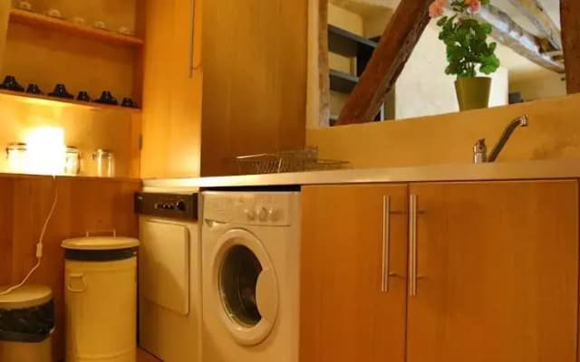 One Bedroom Apartment Near Madeleine - photo 4