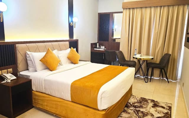 Concorde Inn Hotel - photo 4
