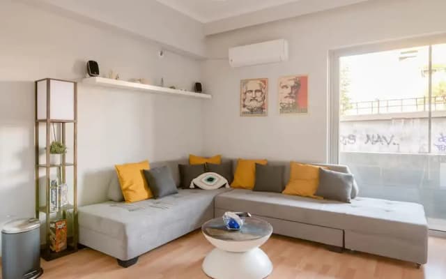 Athenian Entertainment Relaxation Hub - photo 2