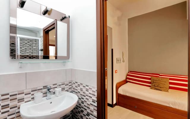 4bnb - Cavour Square Apartment - photo 2
