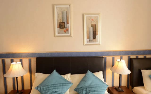 The Thistle House - photo 3