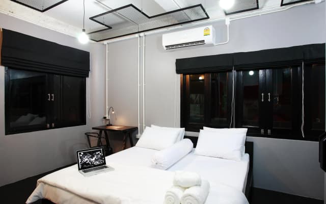 Meroom Hotel - photo 2