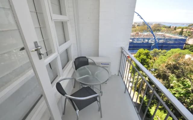 Neutral Bay 63 Ben Furnished Apartment - photo 3