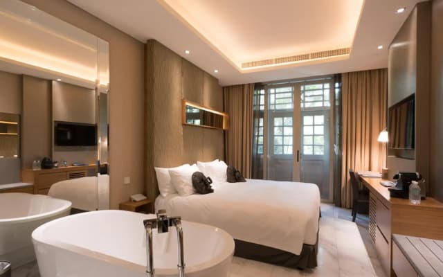 Hotel Fort Canning - photo 4