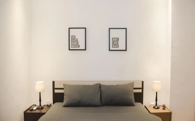 White Home - photo 2