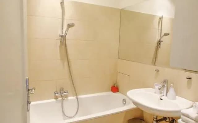 Prestige Vienna Apartment - photo 2