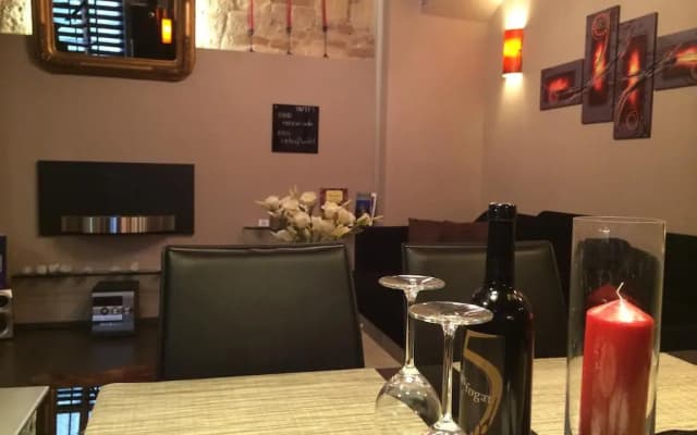 Serene City Centre Apartment Budapest - photo 3
