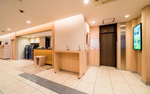 Smile Hotel Osaka Tennoji - photo 2