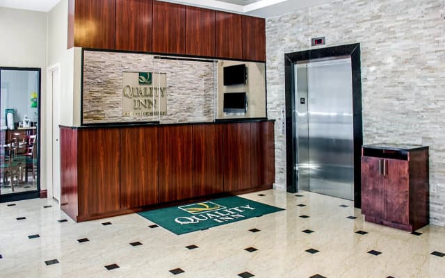 Pitkin Hotel - photo 2