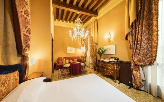 Hotel Al ponte dei sospiri - photo 5
