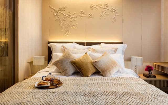 Burlington Hotel - photo 2
