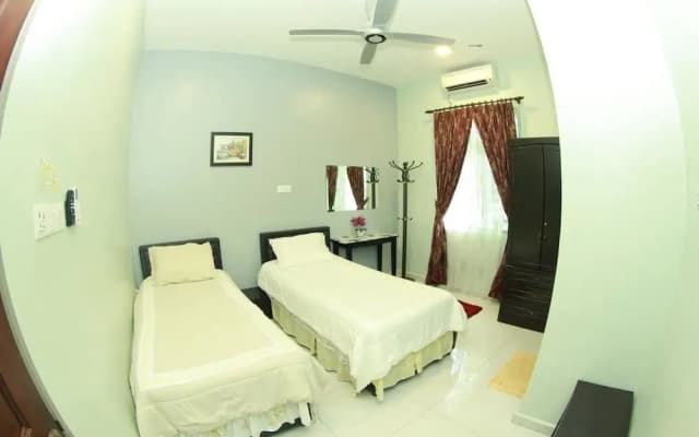 Twin Castle Homestay Kuala Pilah - photo 5