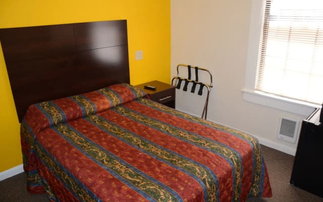 Hotel Sunrise - photo 4