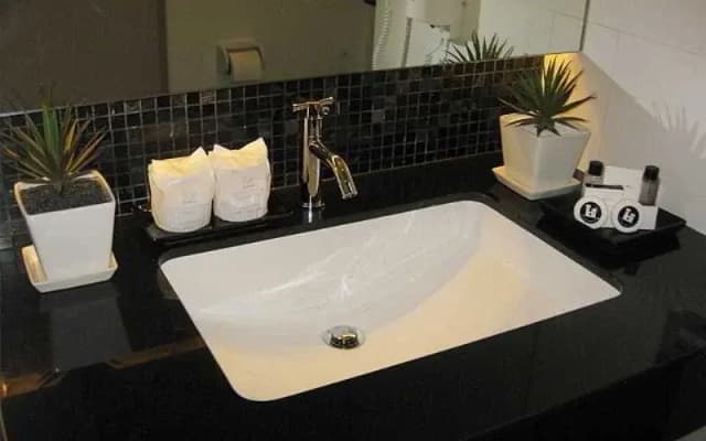 Golden Cliff House - photo 5