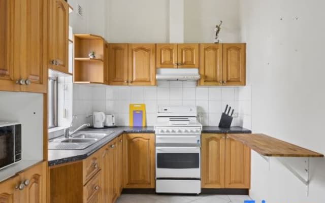 Private Room Near Bankstown Train Station & Restaurants - photo 2