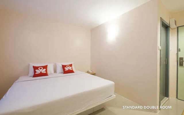 ZEN Rooms Phetchaburi 13 - photo 4