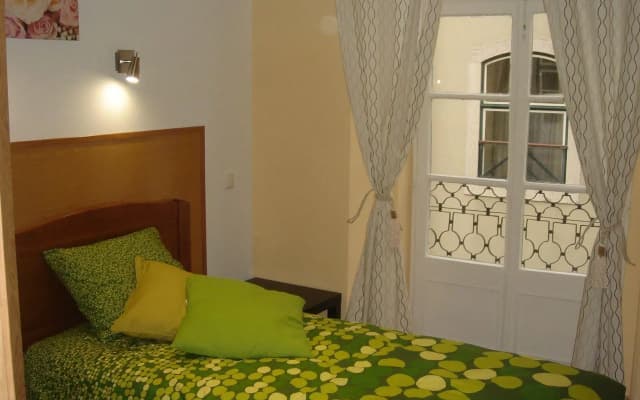 DownTown Guest House - photo 2