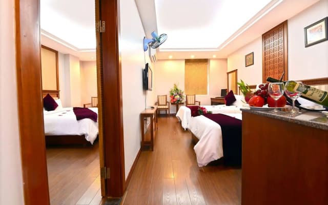 Golden Legend Boutique Hotel - photo 3