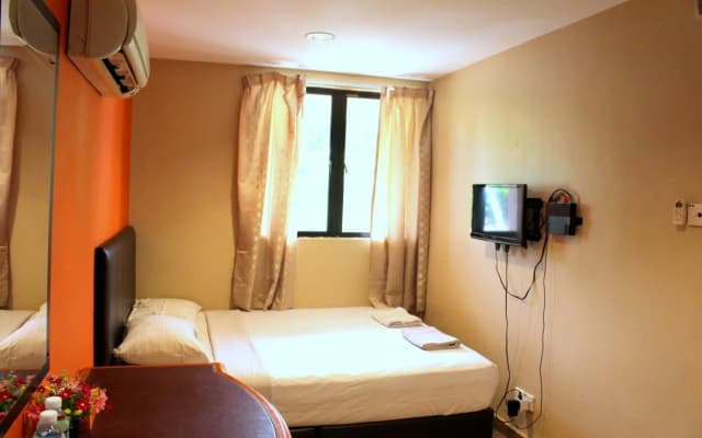 OYO 90732 New Hotel 33 - photo 5