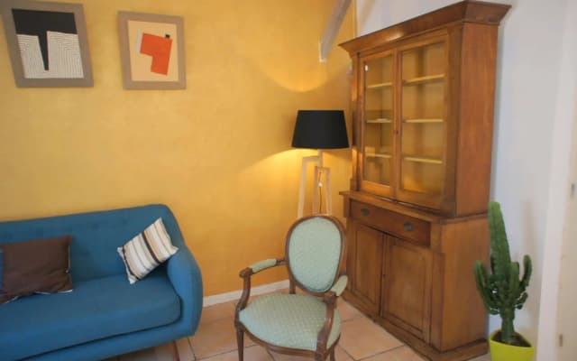 Apartment - Old Nice - Garibaldi Bonaparte - 3 BDR - 2 bath - AC - Balcony - photo 5