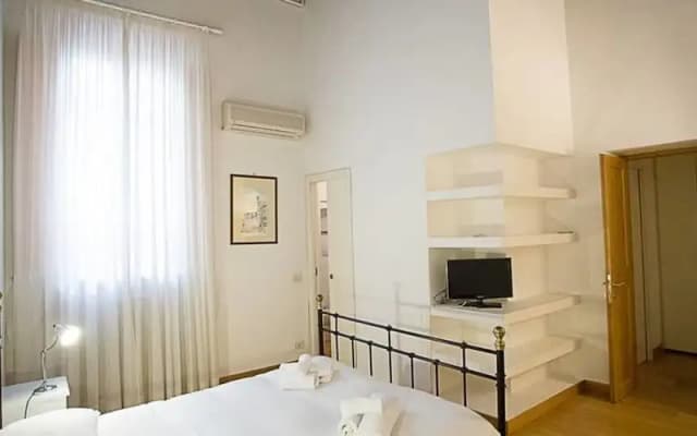 Piazza Navona Suite - photo 5