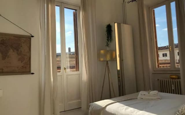 White Napoleone Apartment - photo 2